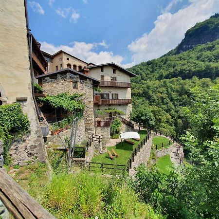 La Tana Del Tasso Rooms&Breakfast Camerata Cornello 외부 사진