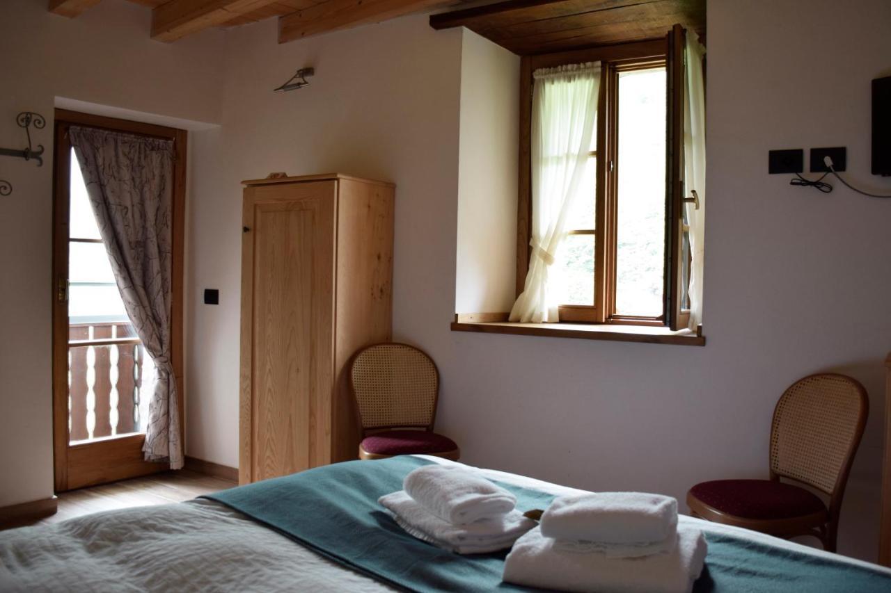 La Tana Del Tasso Rooms&Breakfast Camerata Cornello 외부 사진
