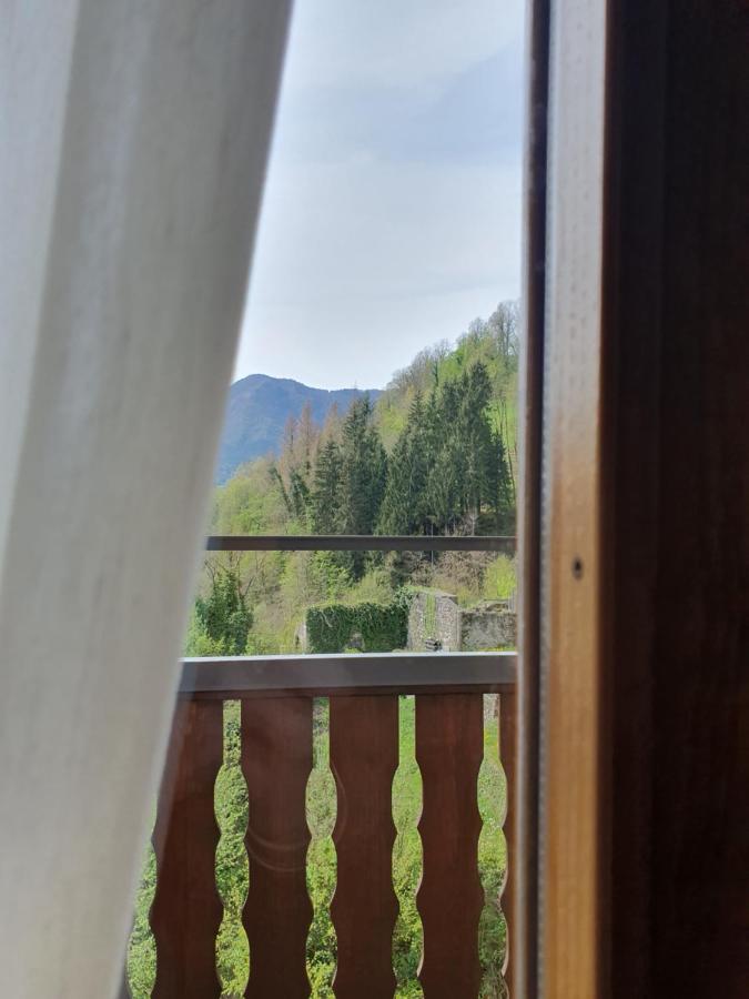 La Tana Del Tasso Rooms&Breakfast Camerata Cornello 외부 사진