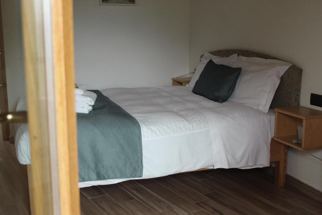 La Tana Del Tasso Rooms&Breakfast Camerata Cornello 외부 사진