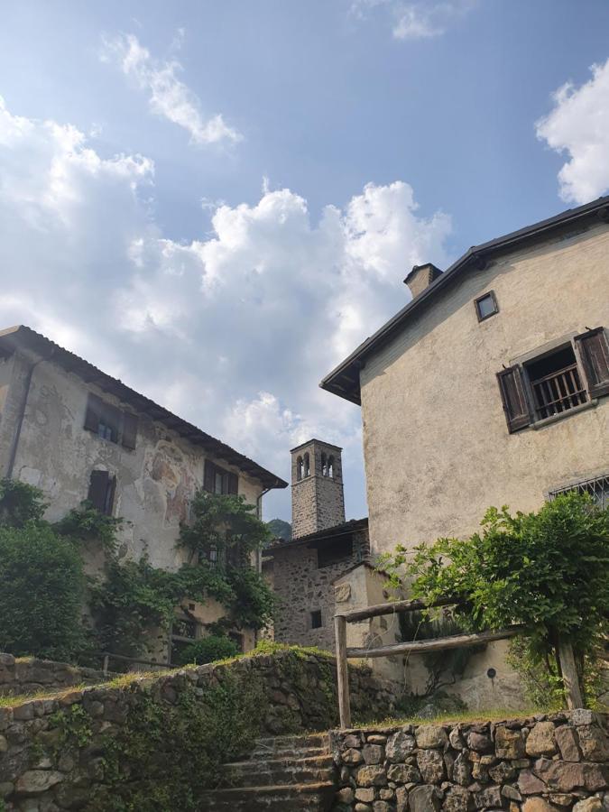 La Tana Del Tasso Rooms&Breakfast Camerata Cornello 외부 사진